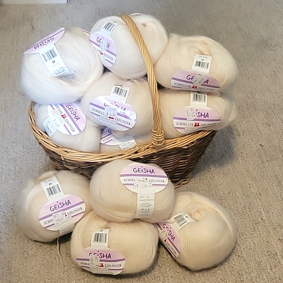 17 x geisha yarn balls - Picture 1 of 4